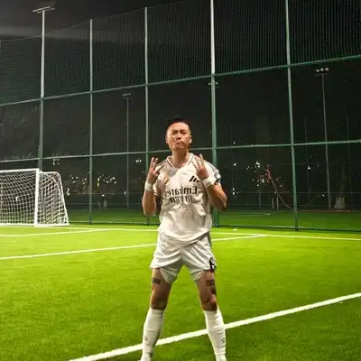 杨磊美